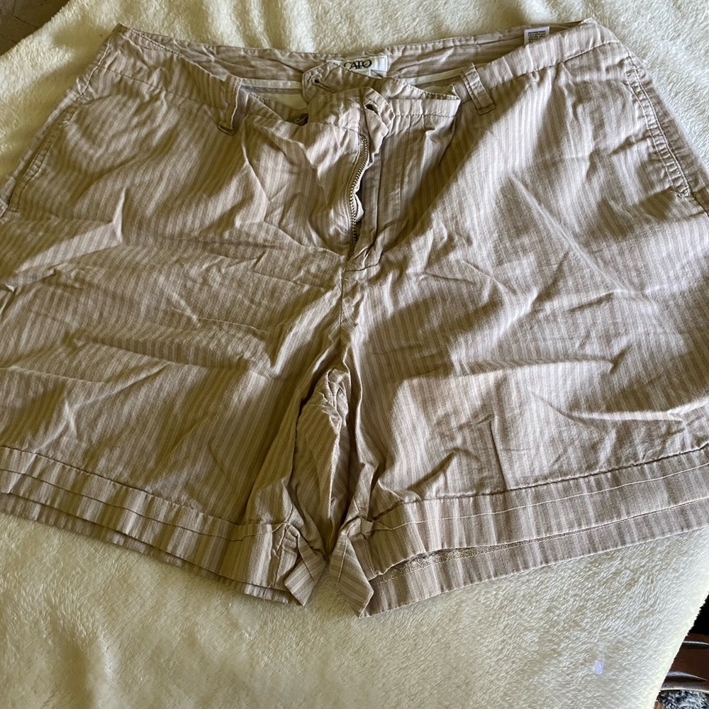 10/$10 Cato Shorts